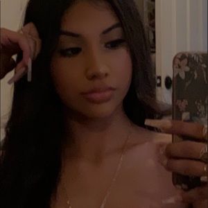 Meet your Posher, Breanna